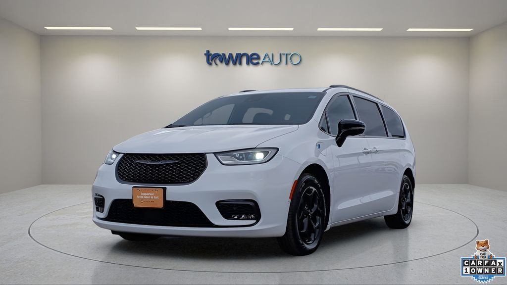 2024 Chrysler Pacifica Hybrid Select Premium S-Appearance PHEV's photo