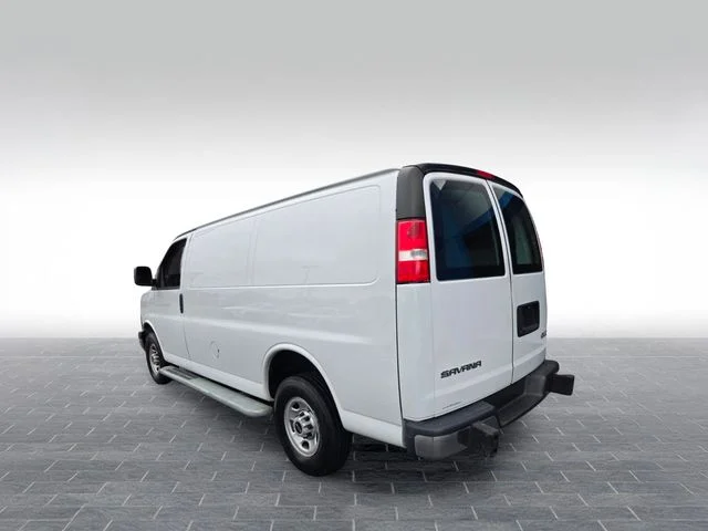 Used 2023 White GMC Work Van image 6