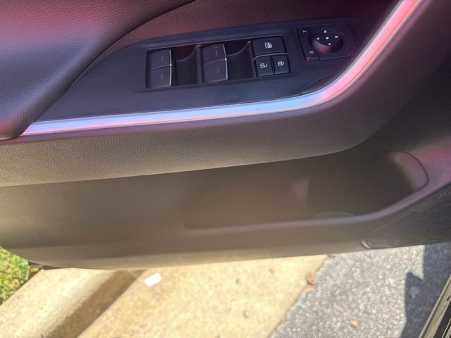 Used 2024  Toyota XLE image 22