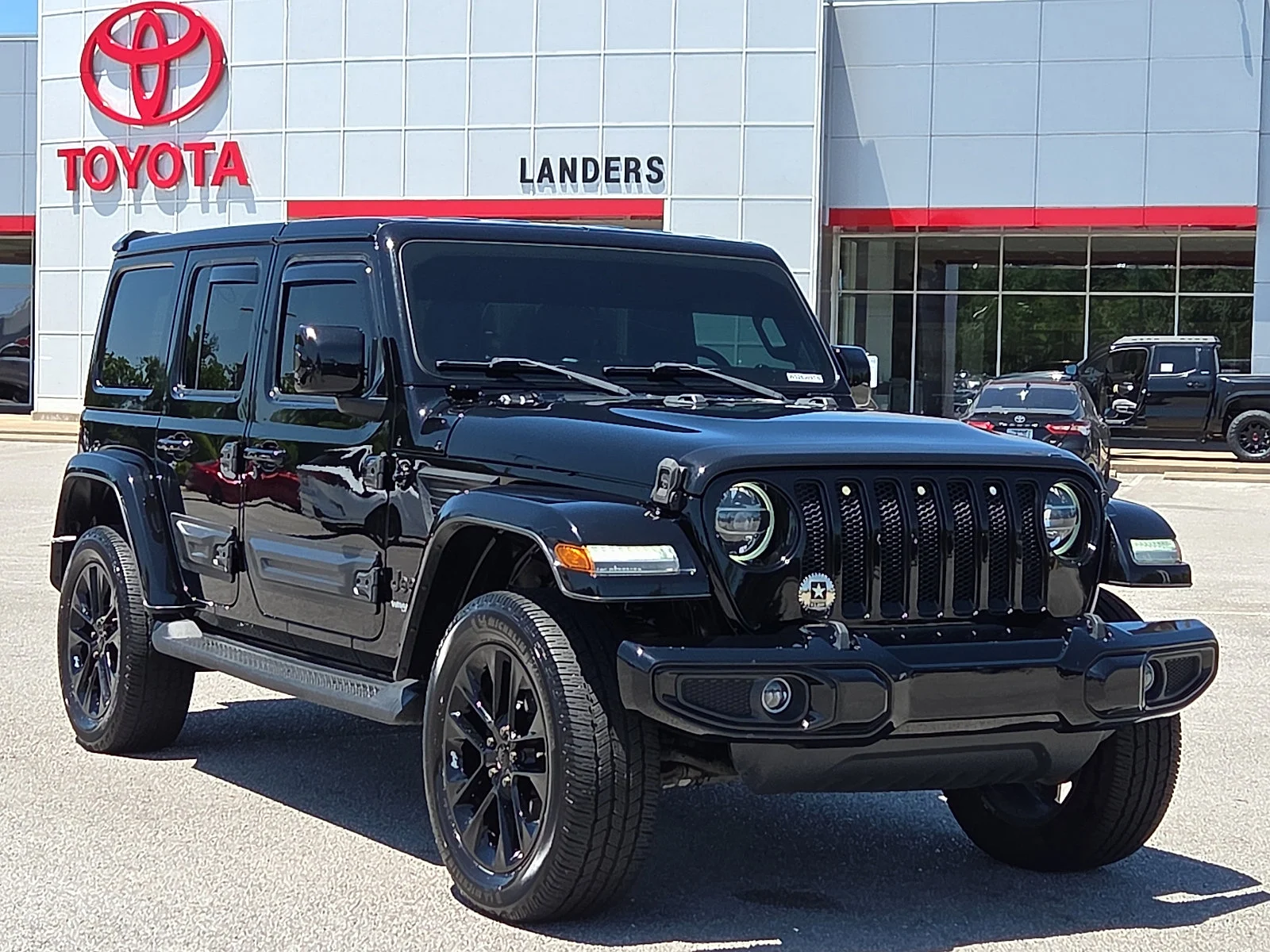 2021 Jeep Wrangler High Altitude's photo