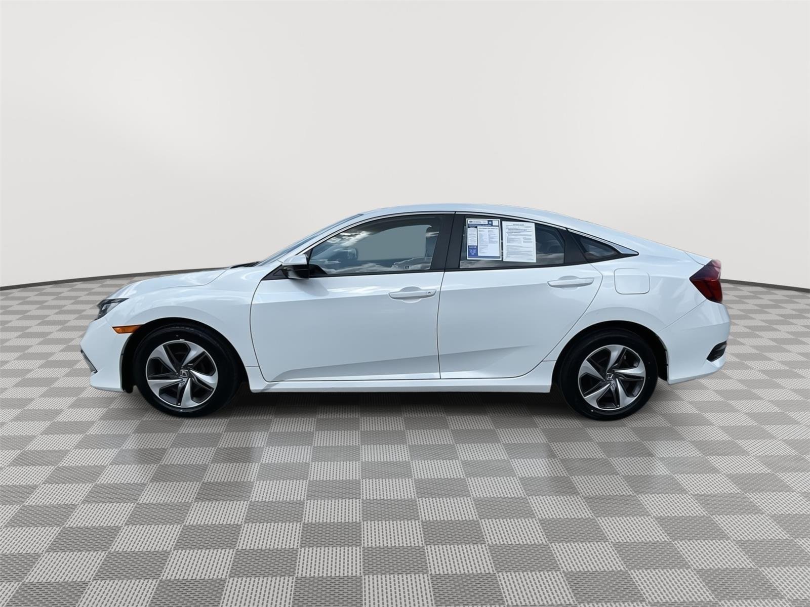 Used 2019 Platinum White Pearl Honda LX image 20