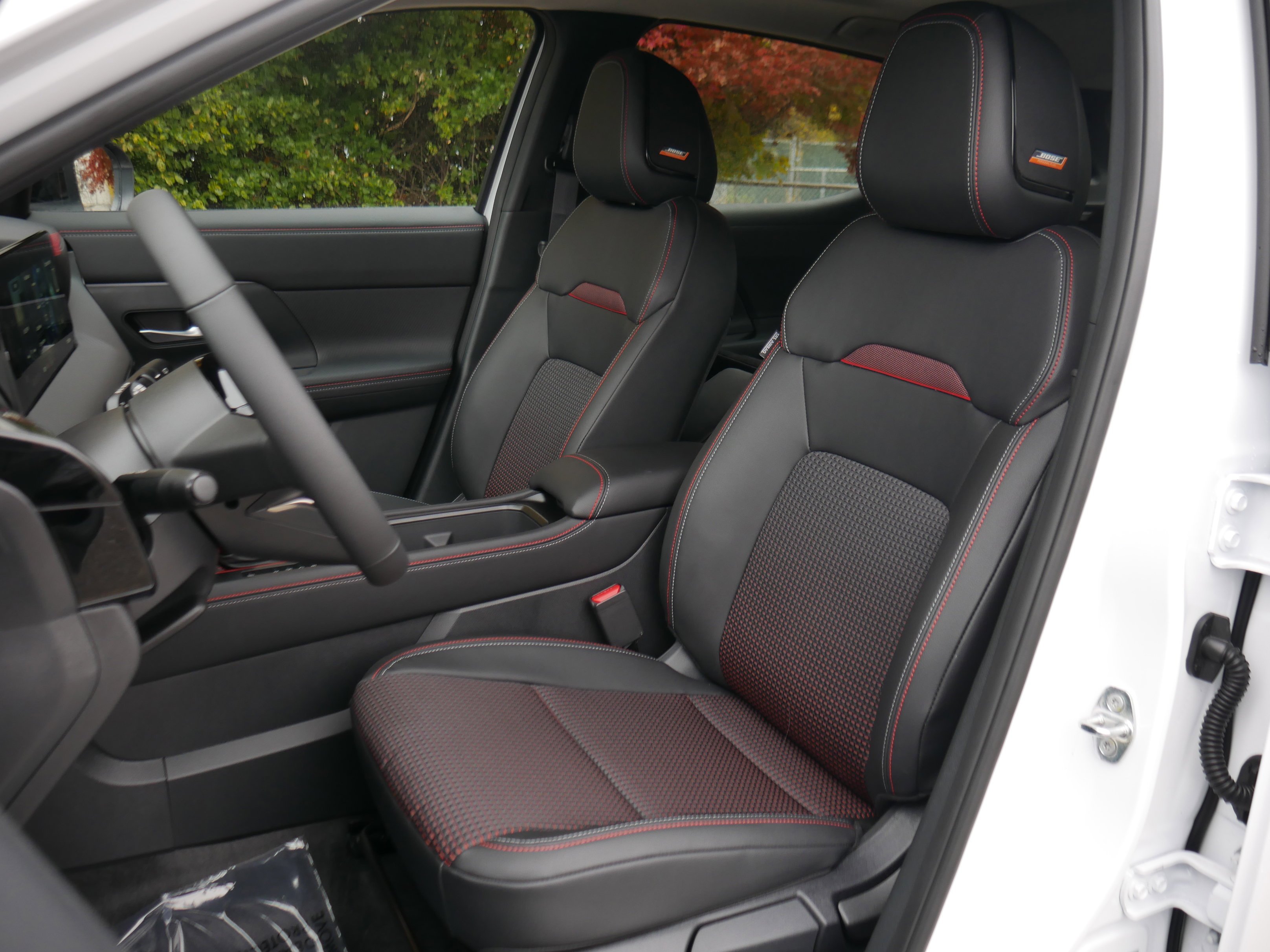 New 2026 Aspen White TriCoat Nissan SR image 32