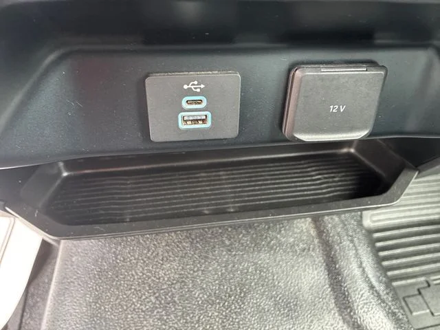 Used 2024 Gray Metallic Ford XL image 27