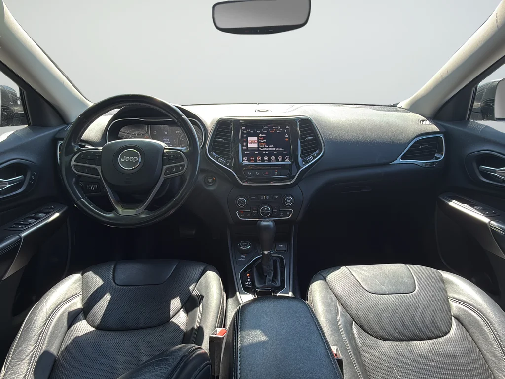Used 2019 Gray Jeep Limited image 15