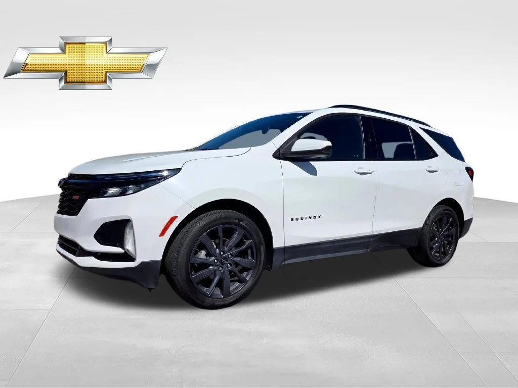 Used 2024 Summit White Chevrolet RS image 2