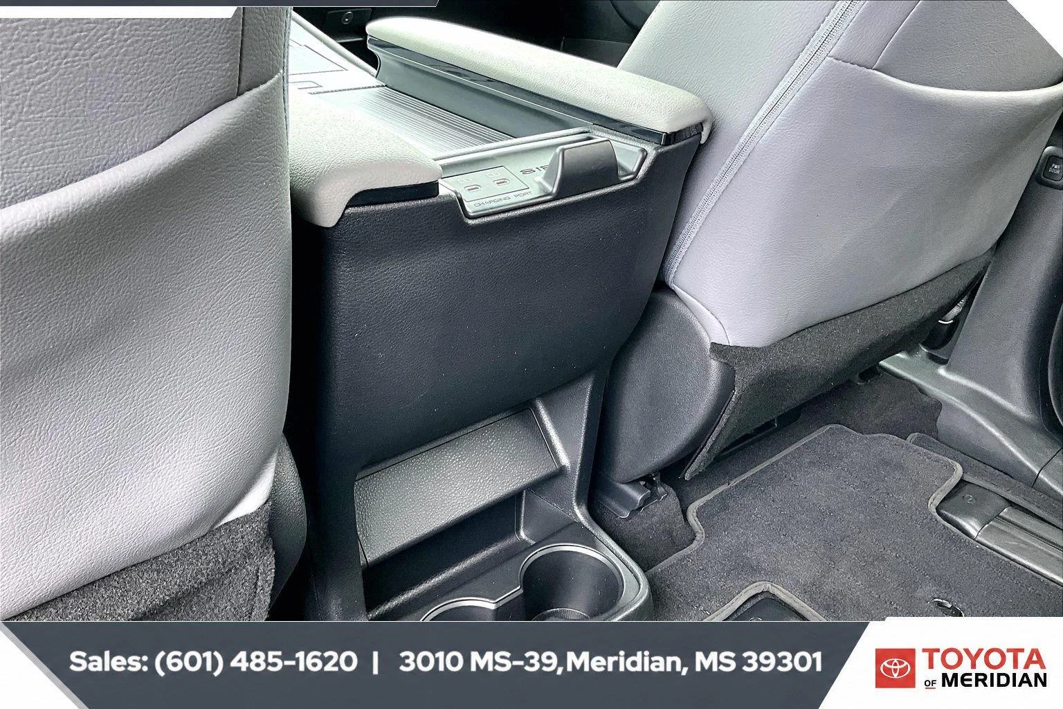 Used 2025 Celestial Silver Metallic Toyota LE 8-Passenger image 25