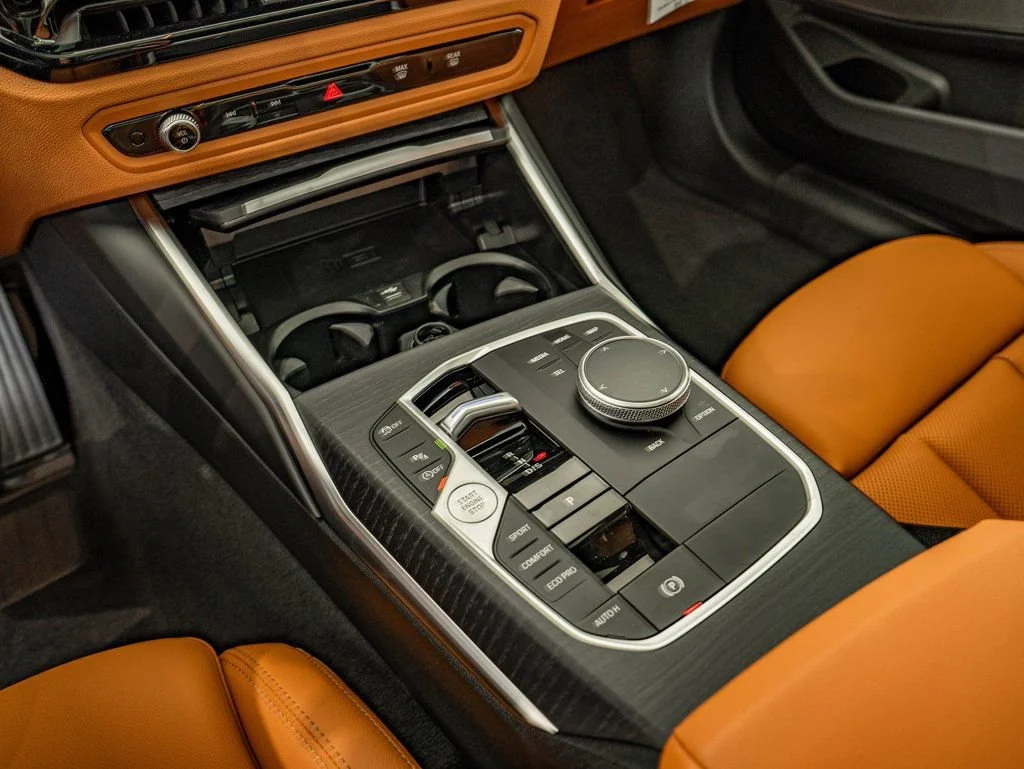 New 2026 Black Sapphire Metallic BMW 330i xDrive image 27