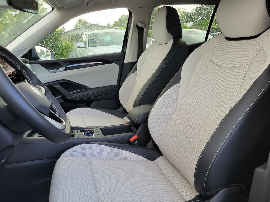 New 2026 Gray Volkswagen 2.0T SE image 10