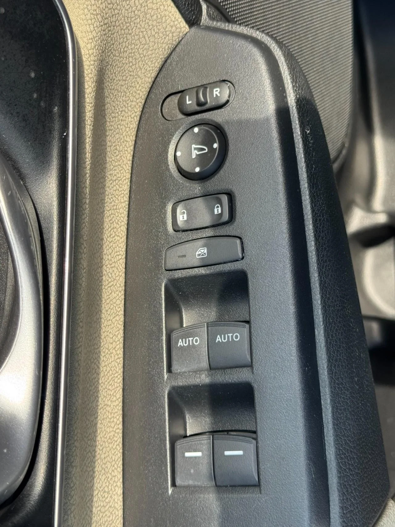 Used 2022 WHITE Honda EX image 18