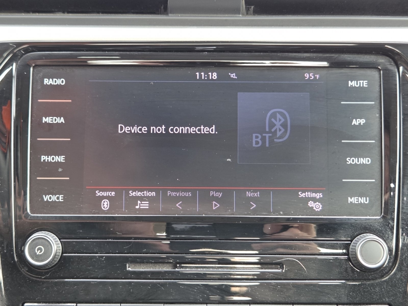 Used 2021 Tourmaline Blue Metallic Volkswagen 2.0T SE image 7