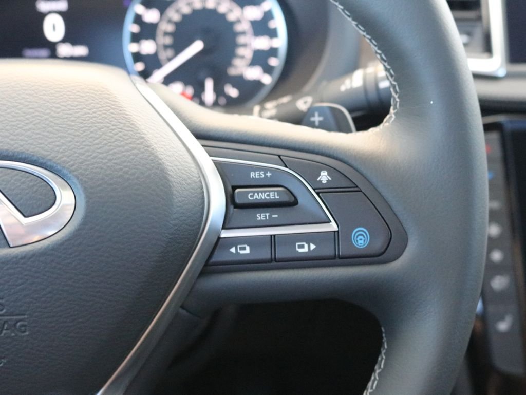 Certified Used 2025 Gray INFINITI LUXE image 43