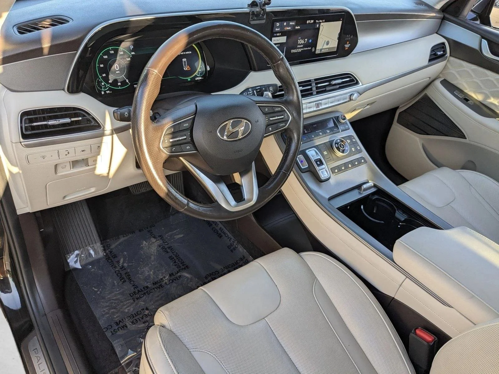 Used 2021 Becketts Black Hyundai Calligraphy image 9
