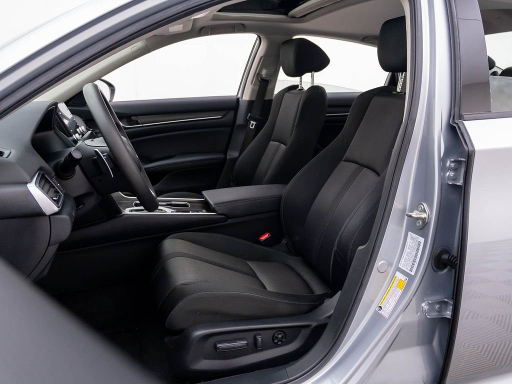 2020 Honda Accord Hybrid EX - Photo 16