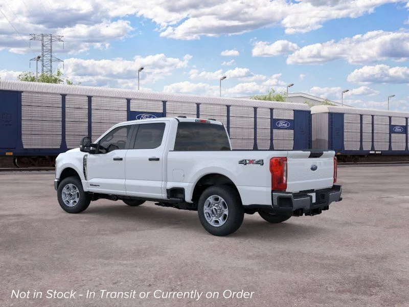 New 2026 Oxford White Ford XLT image 4