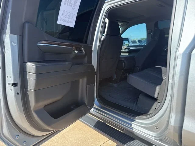 Used 2024 Sterling Metallic GMC Elevation image 34