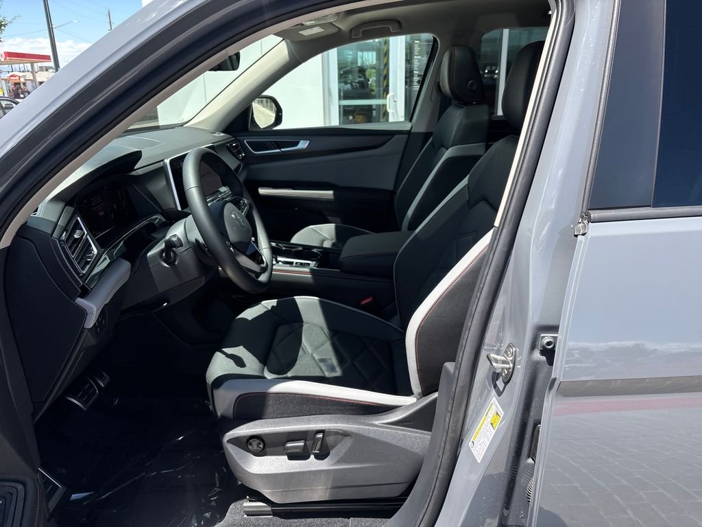 New 2026 Pure Gray Volkswagen 2.0T Peak Edition image 9
