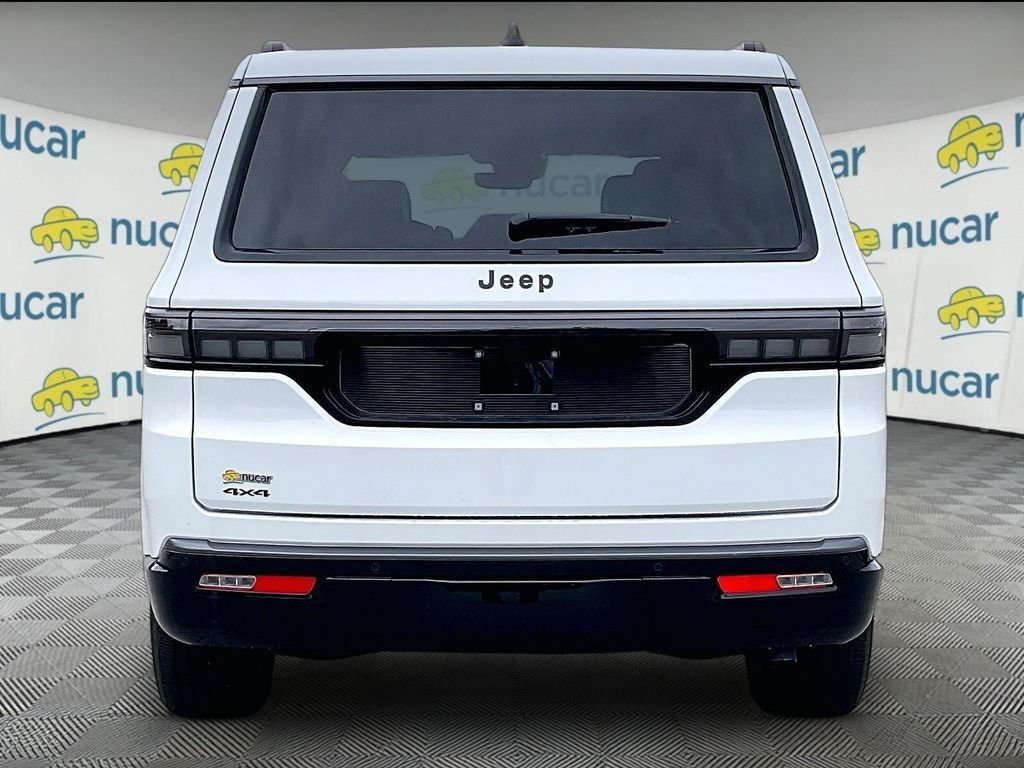 New 2026 Bright White Clear-Coat Exterior Paint Jeep Limited Altitude image 6