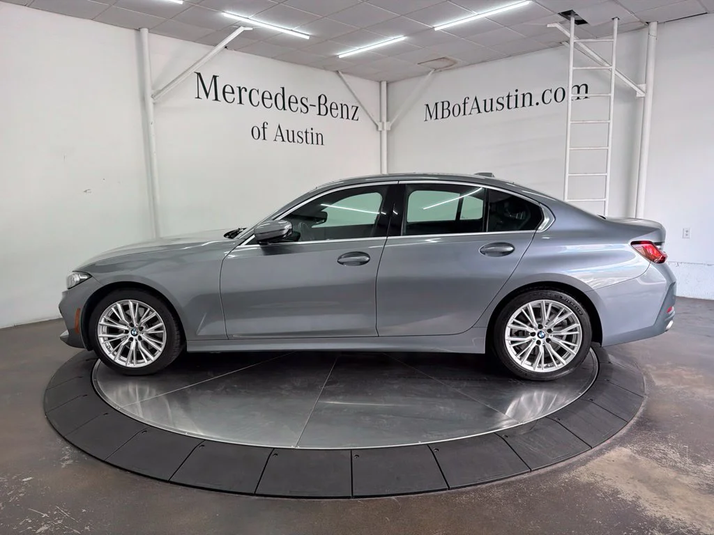Used 2024 Gray BMW 330i image 4