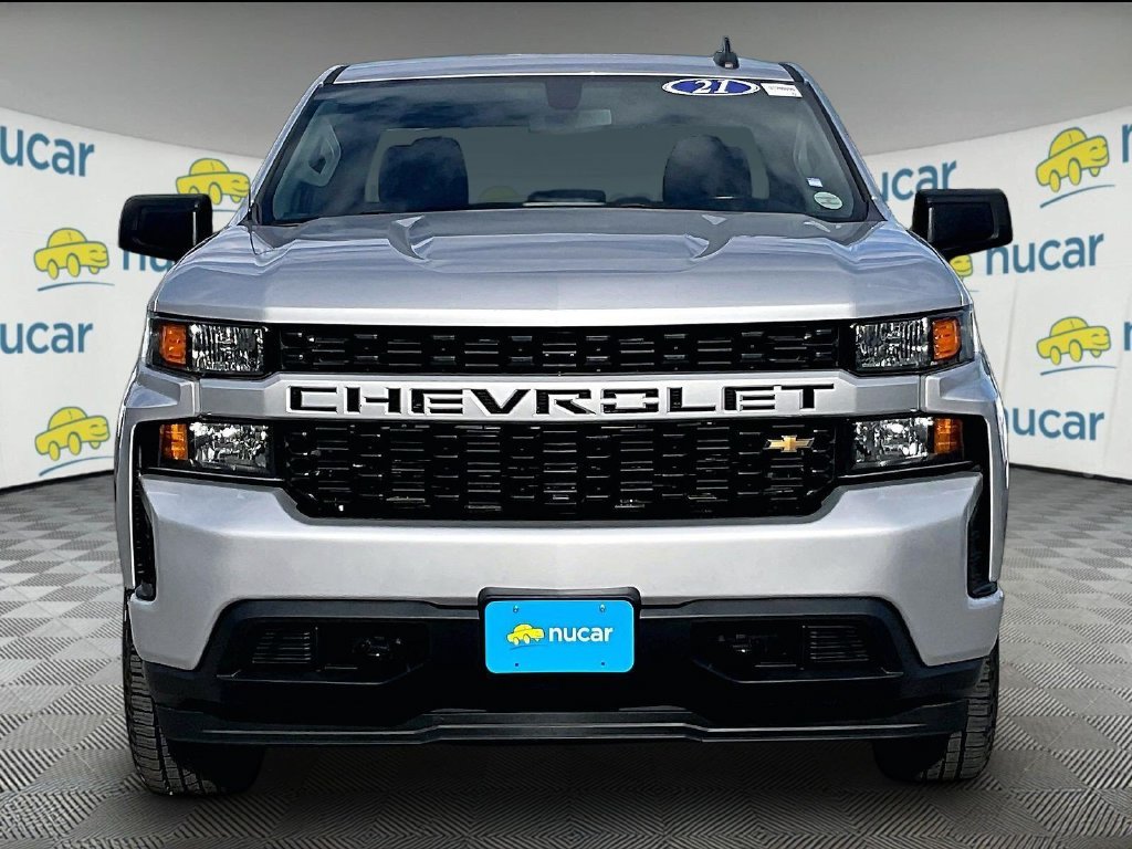 Used 2021 Silver Chevrolet Custom image 2