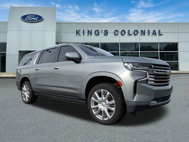 2023 Chevrolet Suburban High Country Deluxe Pkg w/Htd & Cld Leather, Panoramic Moonroof, Heads-Up, Rear Ent, & Pwr Boards