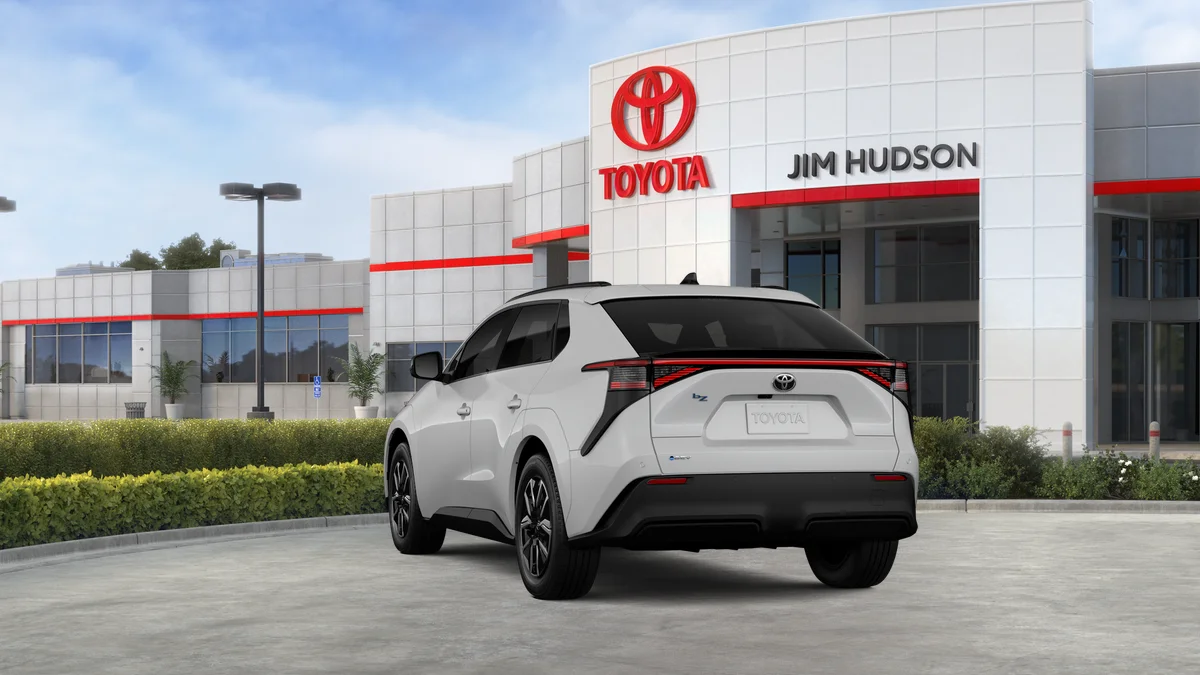 New 2026 Wind Chill Pearl Toyota XLE image 61