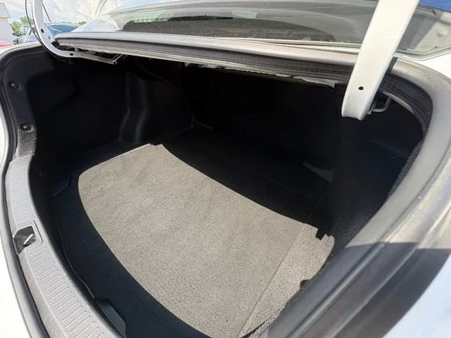2023 Toyota Corolla LE - Photo 40