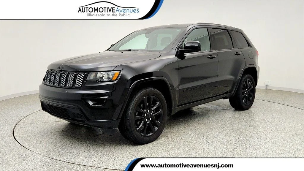 2020 Jeep Grand Cherokee Altitude 4WD's photo
