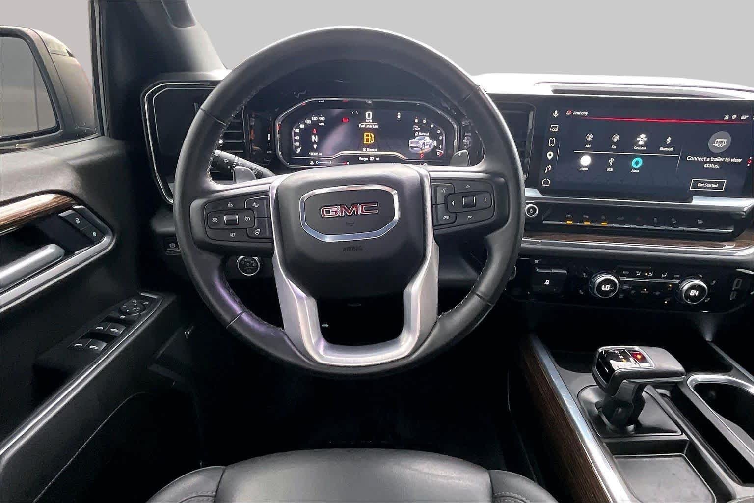 Used 2025 Sterling Metallic GMC Elevation image 6