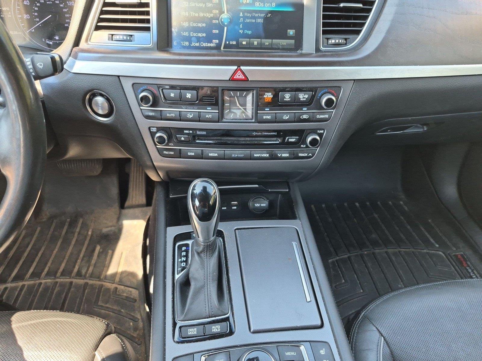 Used 2016 Parisian Gray Hyundai 3.8L image 27