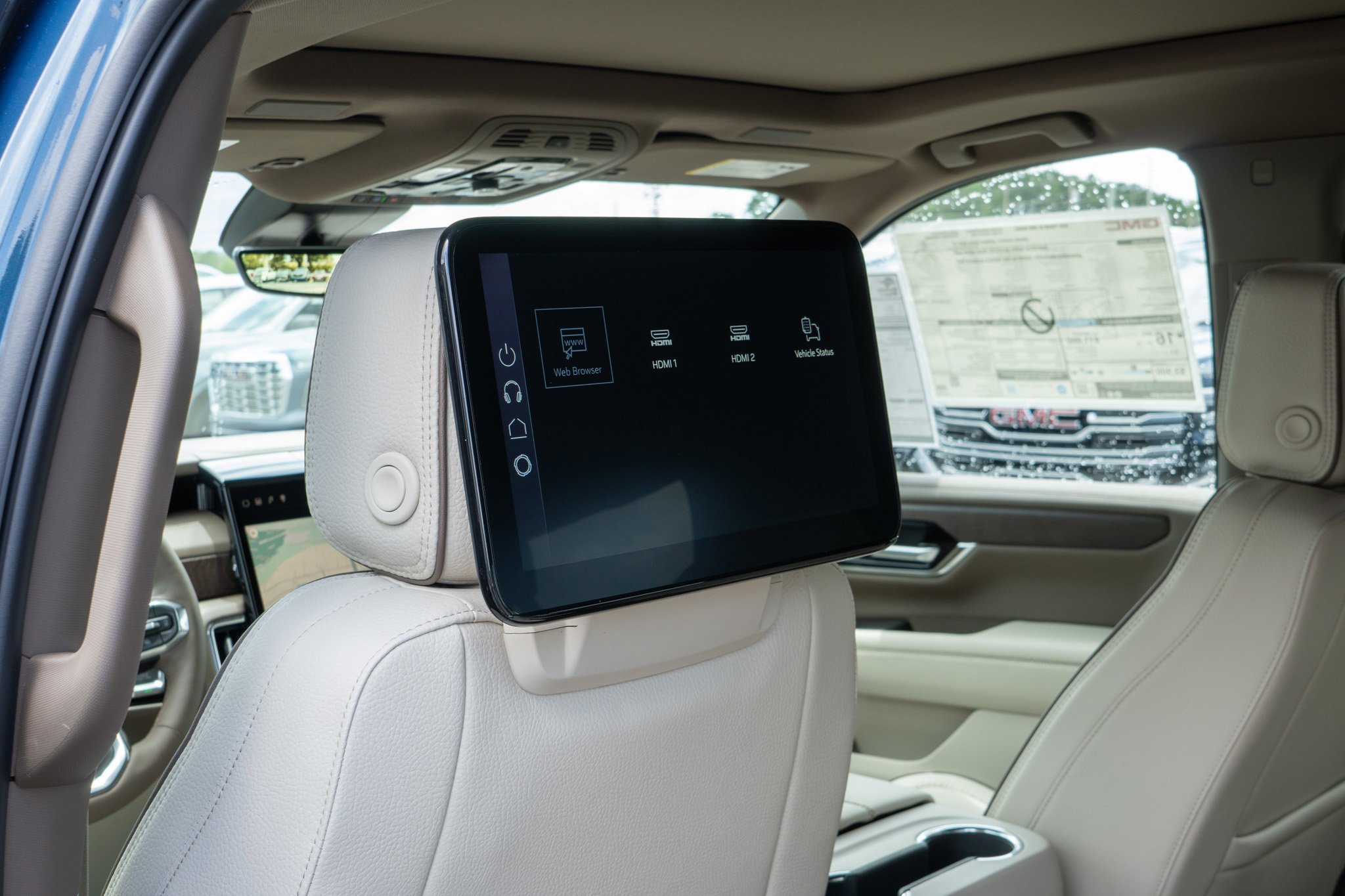 2026 GMC Yukon XL Denali - Photo 30