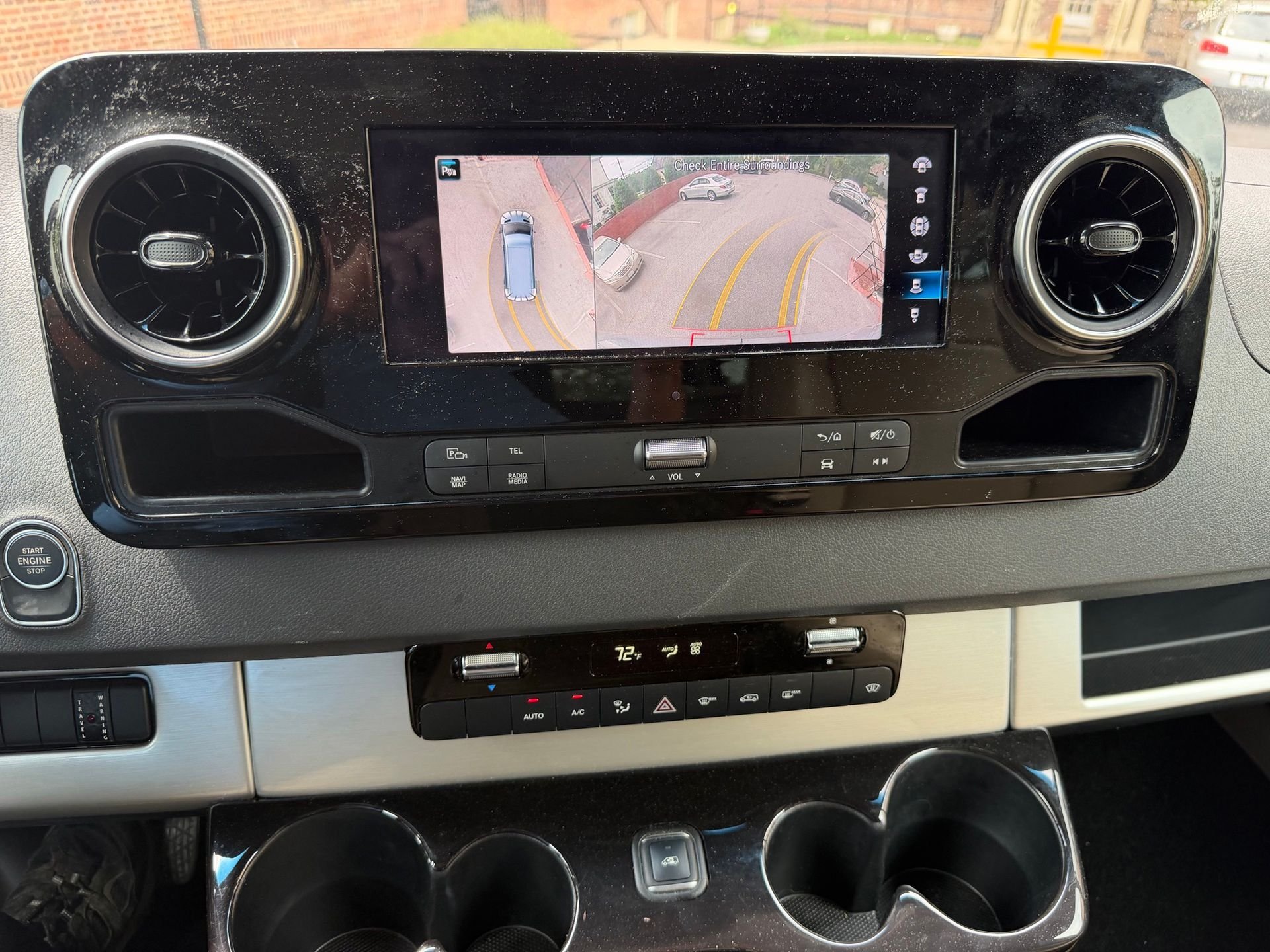 Used 2022  Mercedes-Benz AIRSTREAM INTERSTATE 19 image 11