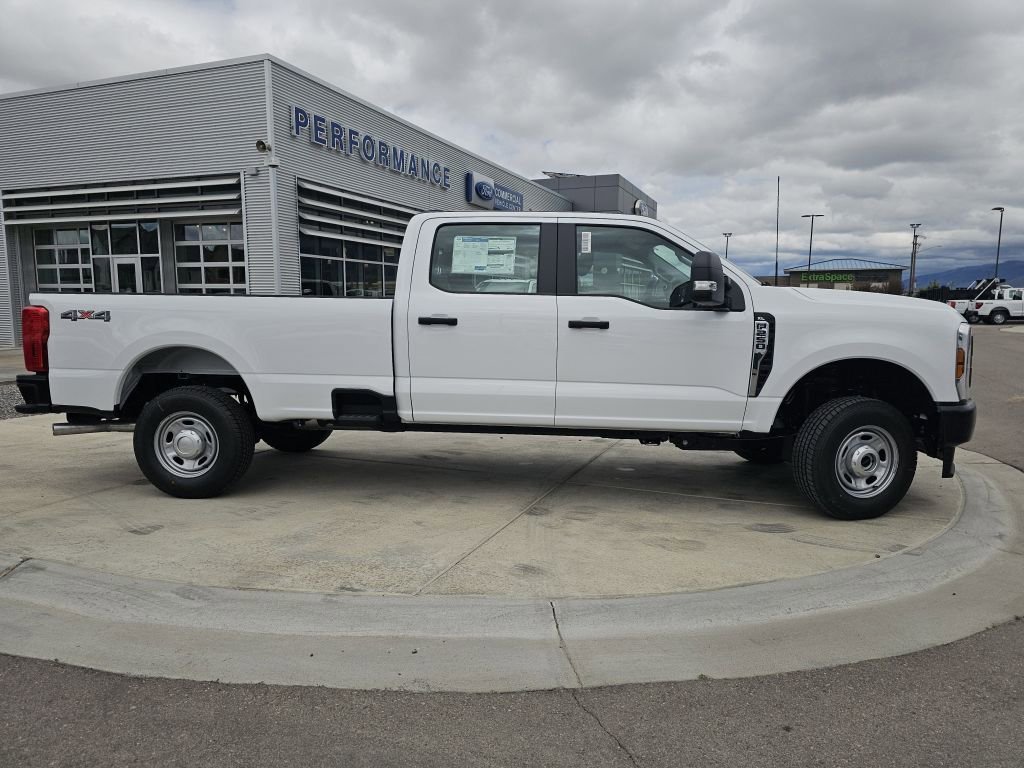 New 2026 Oxford White Ford XL image 25