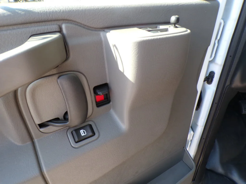 2026 Chevrolet Express Cargo Work Van - Photo 23