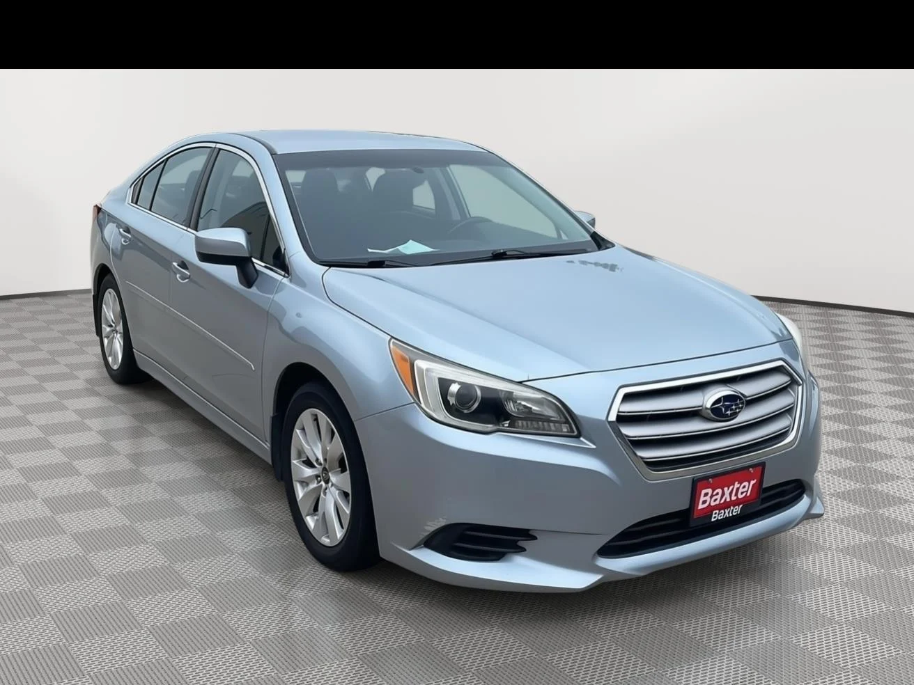 Used 2015 Ice Silver Metallic Subaru 2.5i Premium image 1