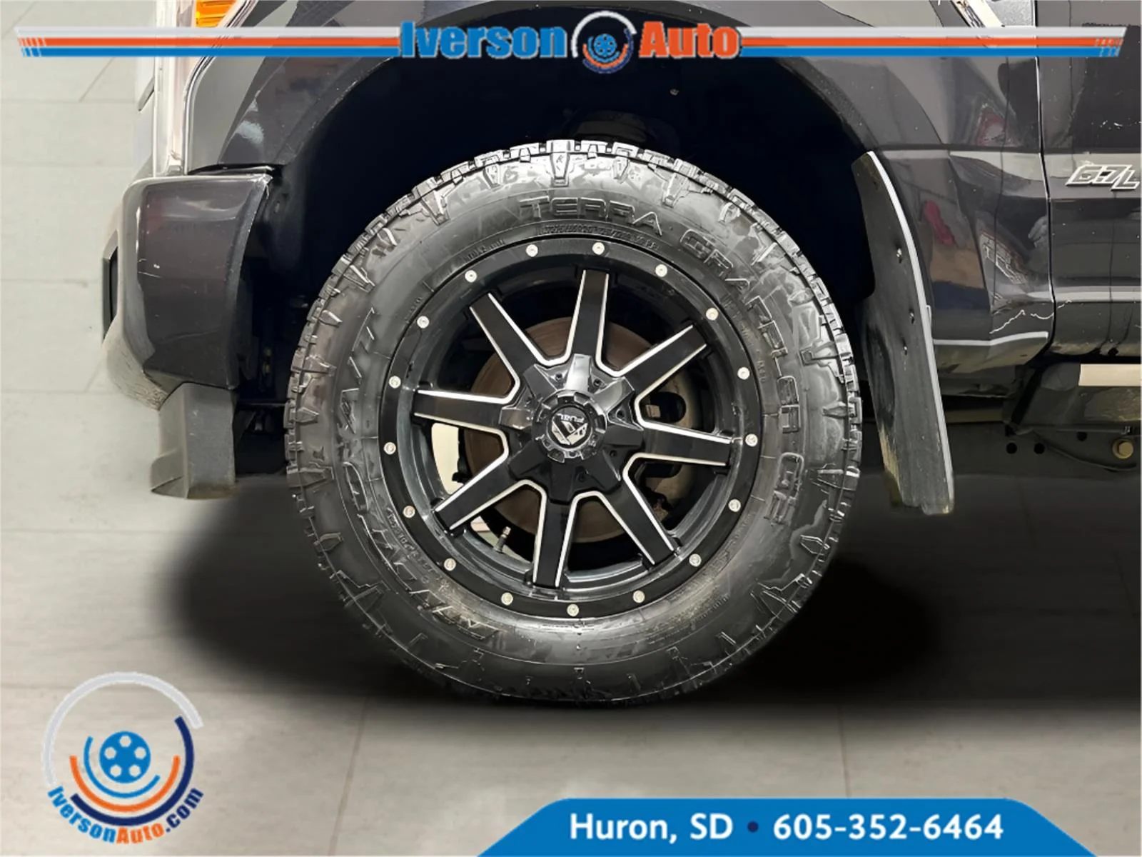Used 2019 Agate Black Ford Platinum image 8