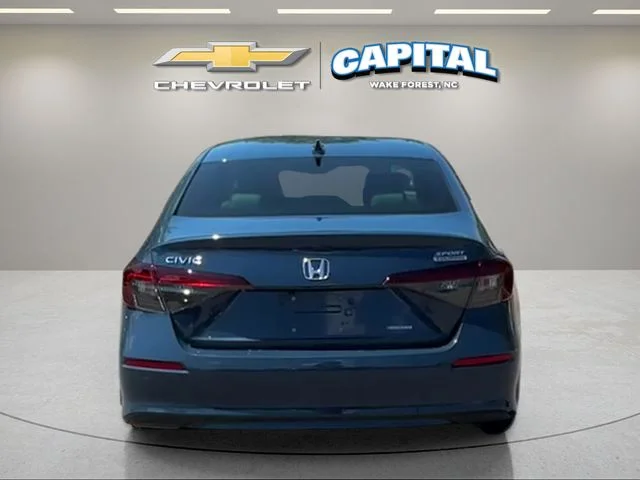 Used 2025  Honda Sport image 4