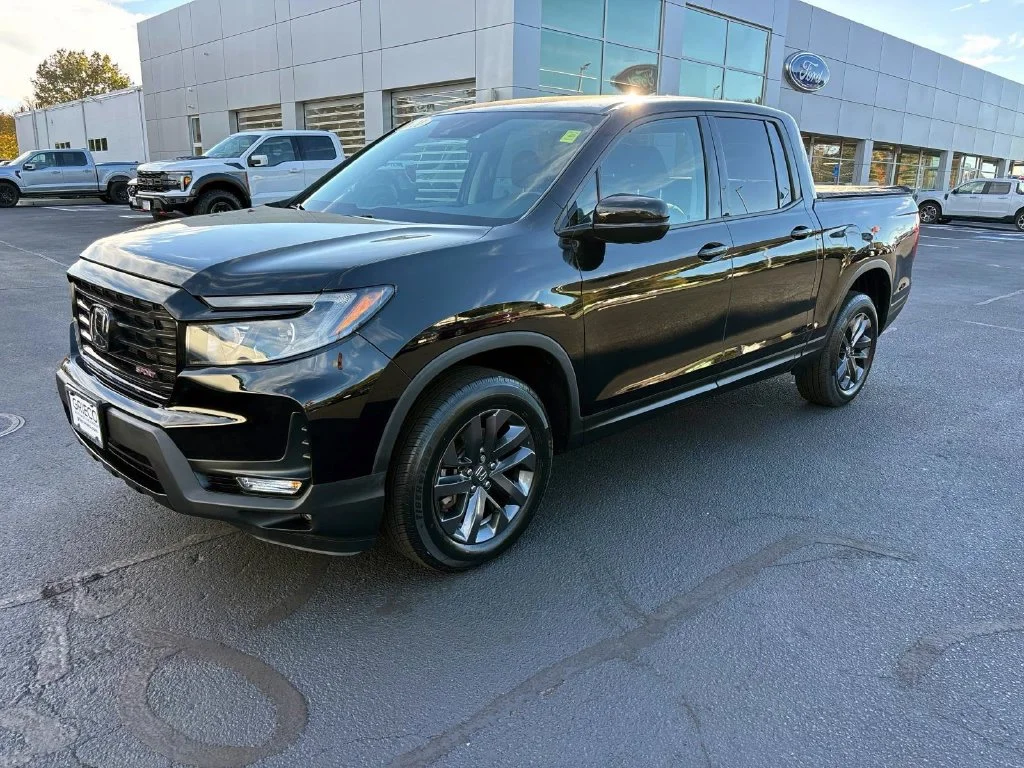 Used 2021 Crystal Black Pearl Honda Sport image 7