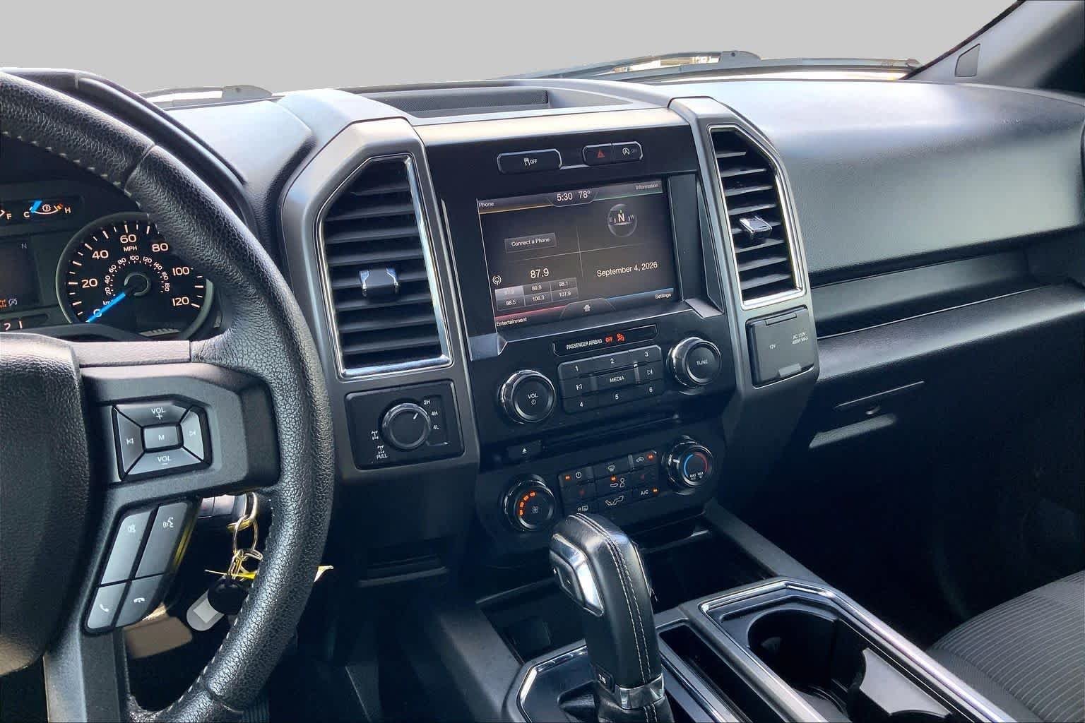 Used 2015 Tuxedo Black Metallic Ford XLT image 6