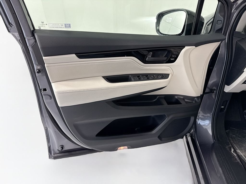 New 2026 Modern Steel Metallic Honda Touring image 26