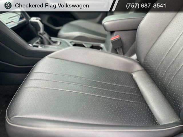 Used 2023 Platinum Gray Metallic Volkswagen 2.0T SE R-Line Black image 22