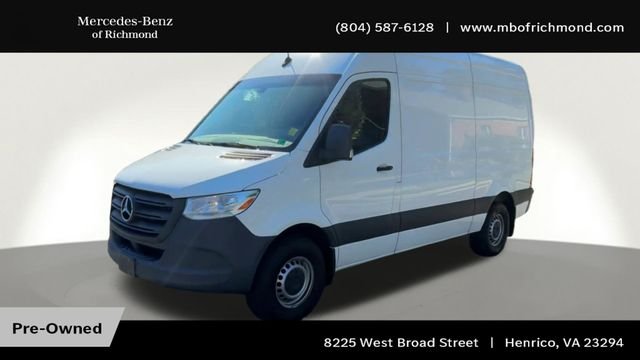 Used 2023 White Mercedes-Benz Cargo 144 WB image 6