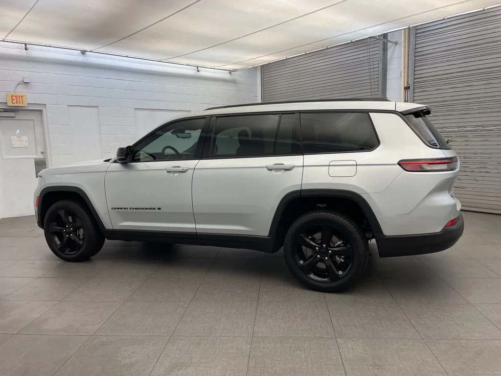 2025 Jeep Grand Cherokee L Limited - Photo 8