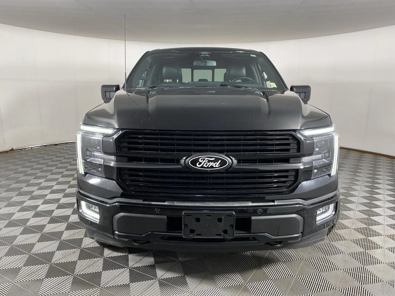 Used 2024 Agate Black Ford Platinum image 9