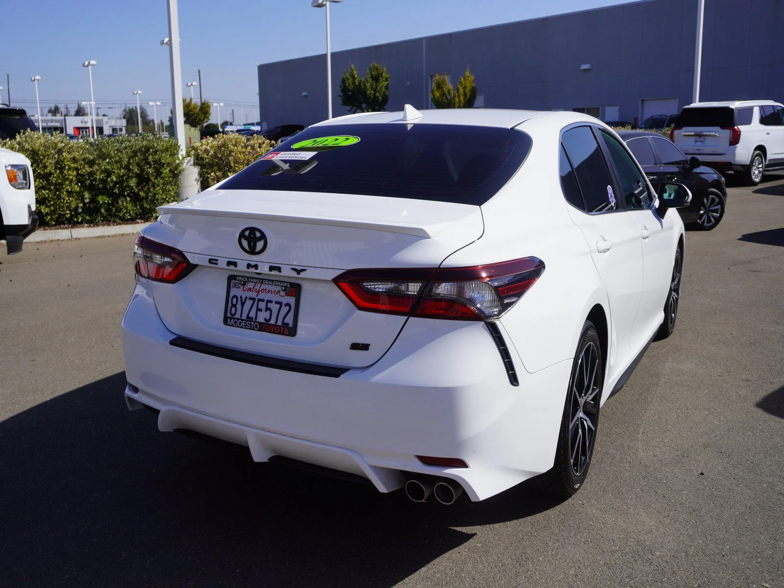 Used 2022 White Toyota SE image 10