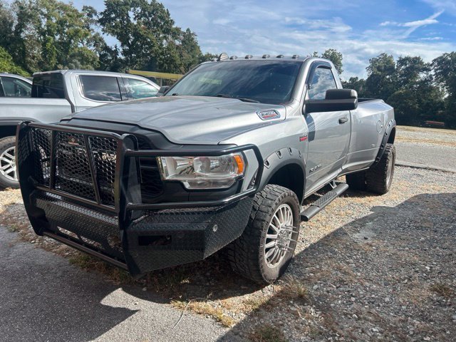 Used 2022 Silver Ram Tradesman image 1
