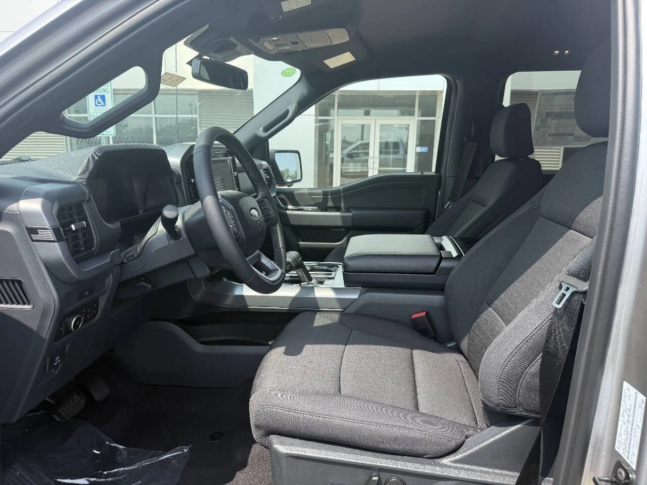 New 2026 Iconic Silver Metallic Ford XLT image 7