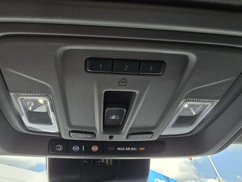 Used 2024 Summit White Chevrolet RST image 17