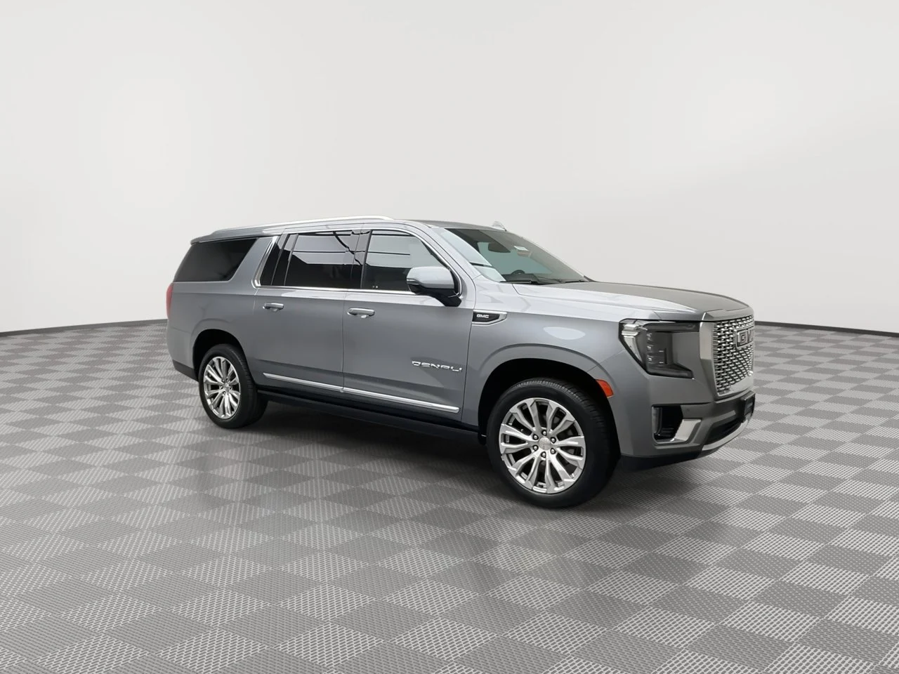 Used 2023 Sterling Metallic GMC Denali image 46