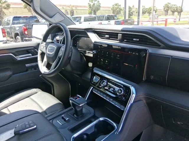 2026 GMC Sierra 1500 Denali - Photo 11