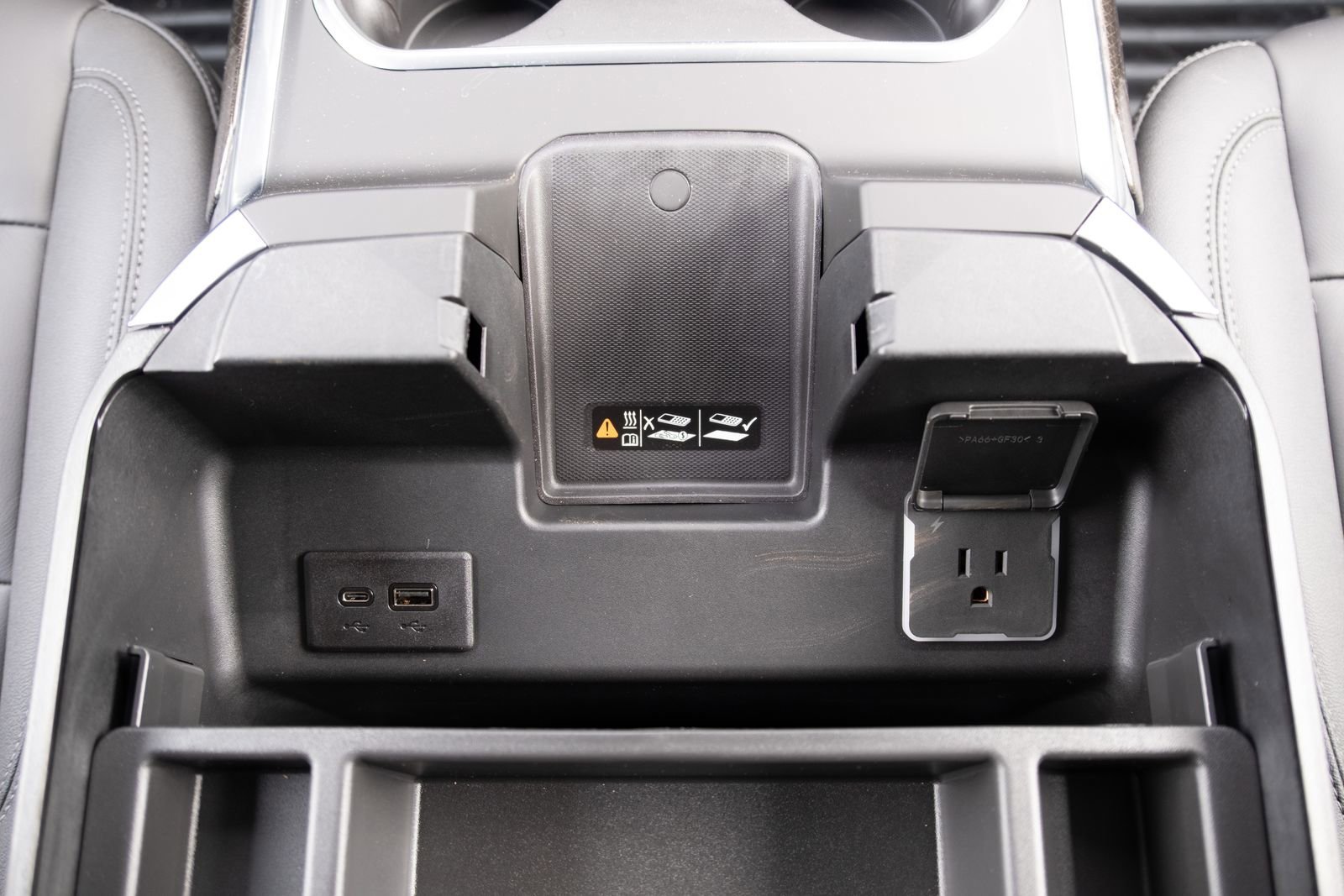 2026 Chevrolet Silverado 3500HD LT - Photo 9